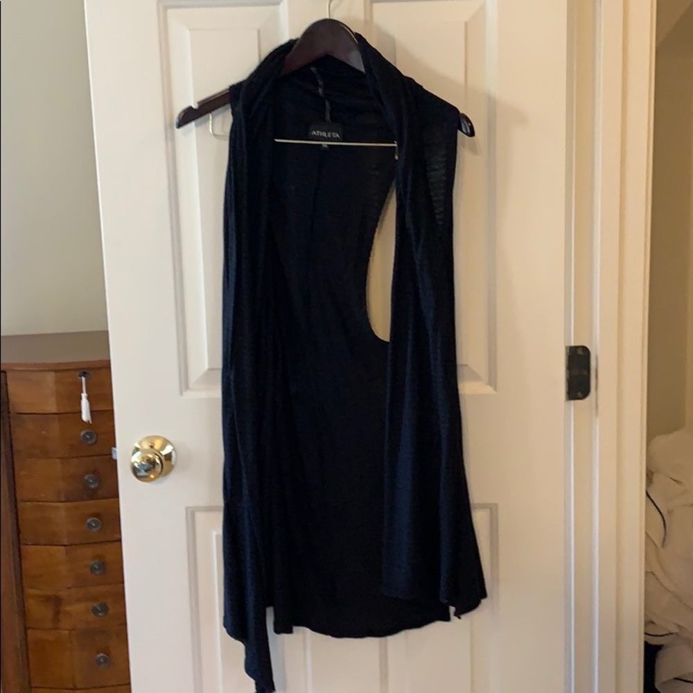 Athlete travel vest